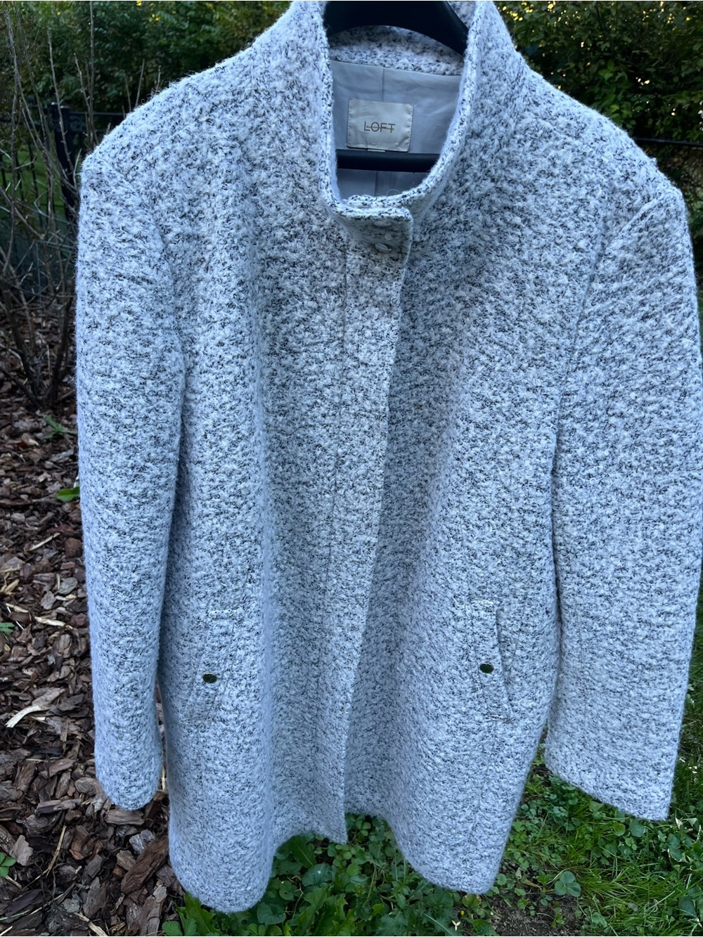 LOFT Women's Light Gray Bouclé Coat. Zippered. Wool mix. Size XXL.